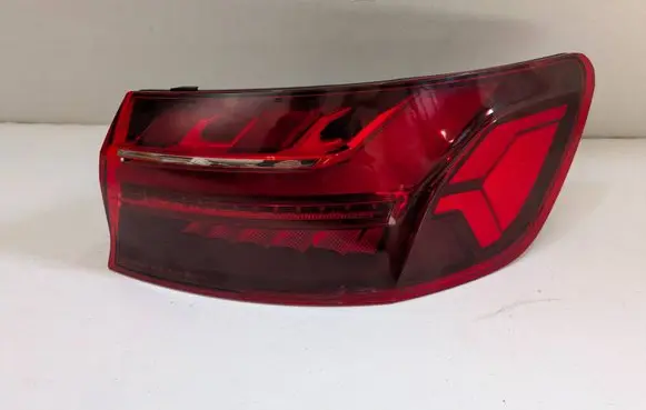 Rear/tail lights