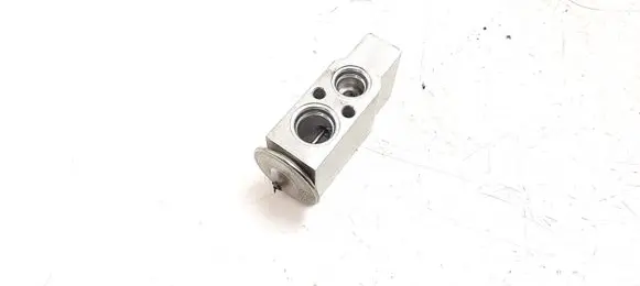 Nissan Navara D40 Air conditioning (A/C) expansion valve 4NAH19849AA