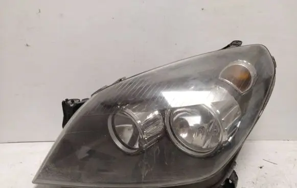 Opel Astra H Headlight/headlamp 15566500