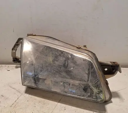Mazda 323 Headlight/headlamp 1305235393 1305630308 6055W