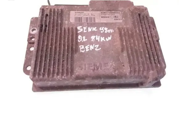 Renault Scenic I Engine control unit/module S113717113D HOM7700868304 7700102303