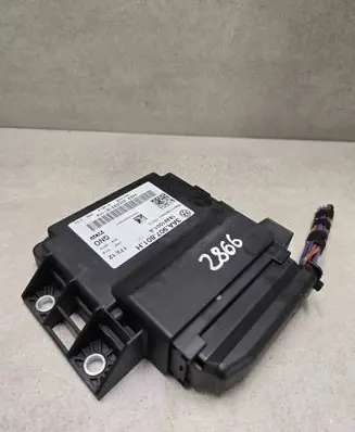 Audi Q3 8U Hand brake control module 3AA907801H 18491001A