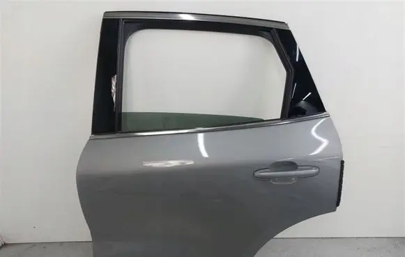 Ford Kuga III Rear door