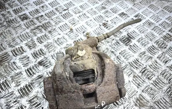 Volvo V60 Front brake caliper