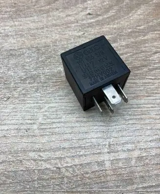 Volkswagen Golf IV Other relay 191955529 72HV002