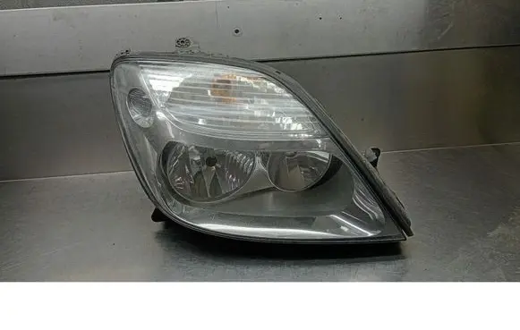 Renault Scenic I Front reflector 7700432097
