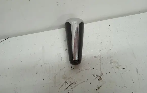 Peugeot 607 Gear lever shifter trim leather/knob 