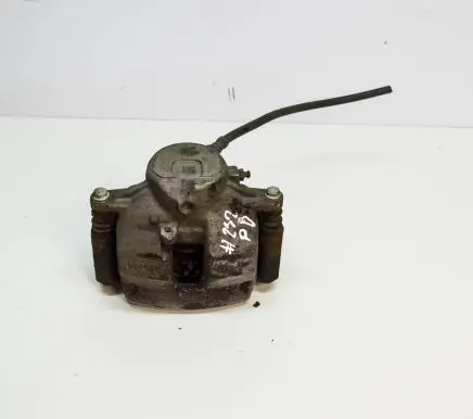 Mercedes-Benz C W204 Front brake caliper