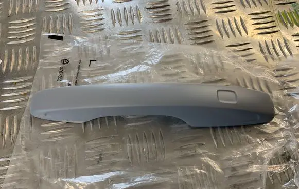 Volvo XC60 Front door handle cover 6767803