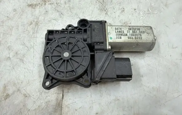 BMW 3 E90 E91 Rear door window regulator with motor 1060079