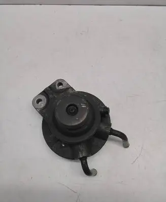 Mitsubishi Pajero Fuel filter housing 