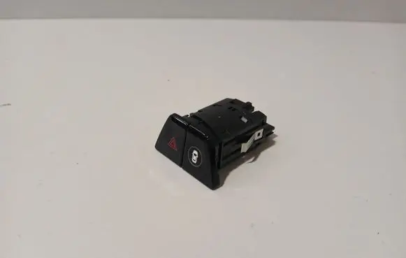 BMW 5 G30 G31 G38 Hazard light switch 9423271 6993047