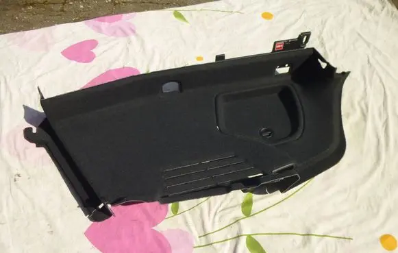 Audi A4 S4 B9 Trunk/boot side trim panel 8W5863879AA 0002170208