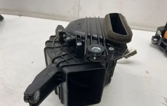 KIA Xceed Heater fan/blower 375800210702