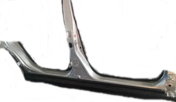 Suzuki SX4 S-Cross Other sill/pillar trim element 