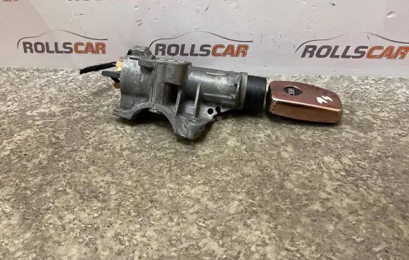 Audi A4 S4 B6 8E 8H Ignition lock 4B0905851C