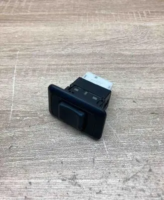 Volvo 850 Electric window control switch 3523819 425811