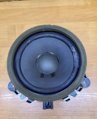 Volvo S80 Rear door speaker 30657445 15W10 AD7XJ