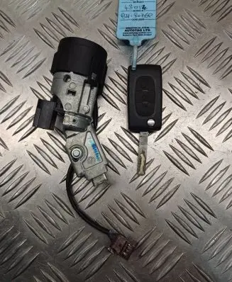 Citroen C4 I Ignition lock 9663123380 N0502073