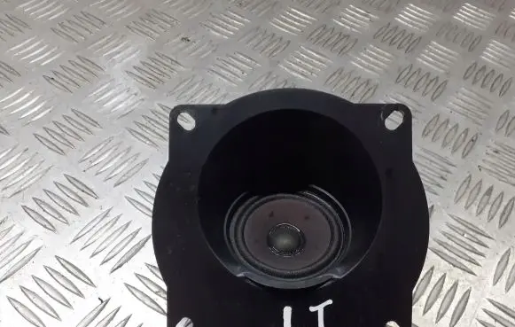 Volvo S40, V40 Front door speaker 30858467