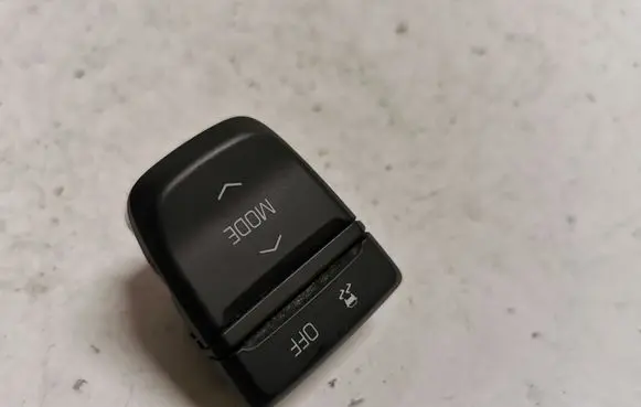 Chevrolet Camaro ESP (stability program) switch 23385718
