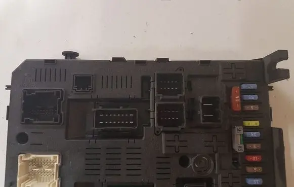 Citroen C4 I Picasso Comfort/convenience module 281208364 281192483C 281201930C