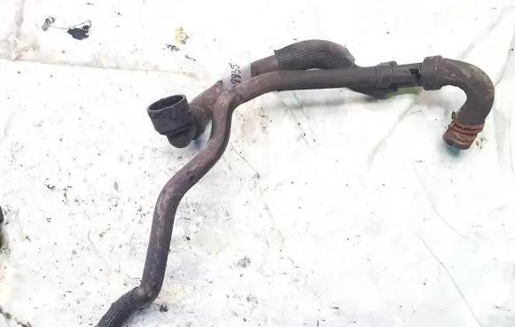 Ford Mondeo MK IV Engine coolant pipe/hose