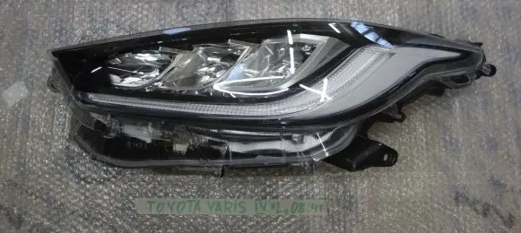 Toyota Yaris XP210 Headlight/headlamp EUK0-8