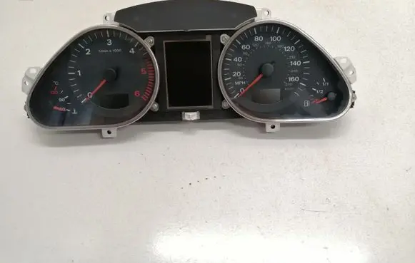 Audi A6 S6 C6 4F Speedometer (instrument cluster) 4F0920982T