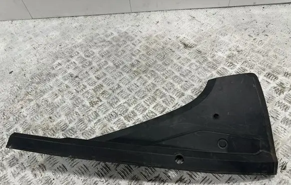 Audi Q8 Under headlight/headlamp trim 4M8805286A