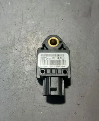Hyundai Sonata Airbag deployment crash/impact sensor 959202F100