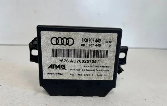 Audi Q7 4L Parking PDC control unit/module 8K0907440