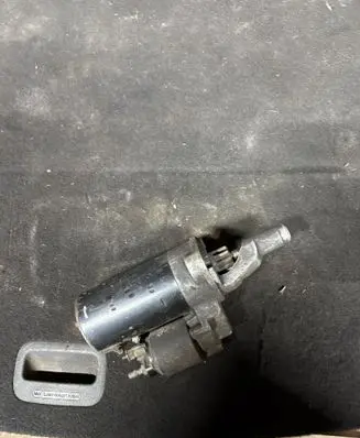 Audi A4 S4 B7 8E 8H Starter motor 0001109021