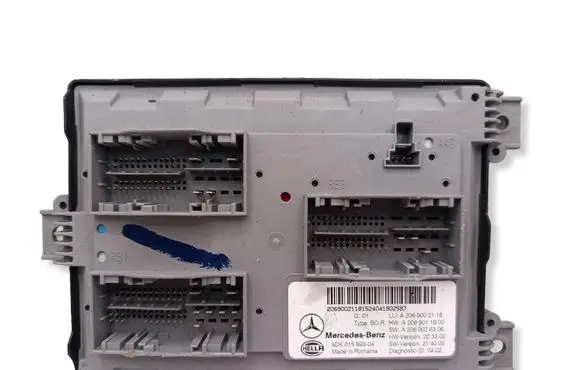 Mercedes-Benz C W206 Central body control module A2069002118 A2069026306