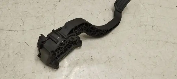Opel Grandland X Accelerator throttle pedal 86et382332456 2332456 382332456