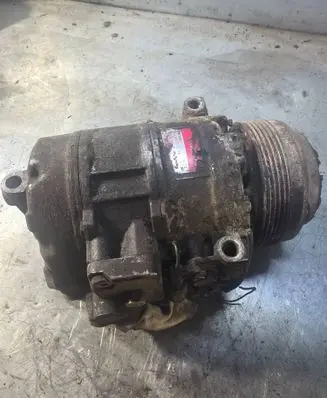 BMW 5 E39 Air conditioning (A/C) compressor (pump) 4472208023 7S7U16C 1B1672