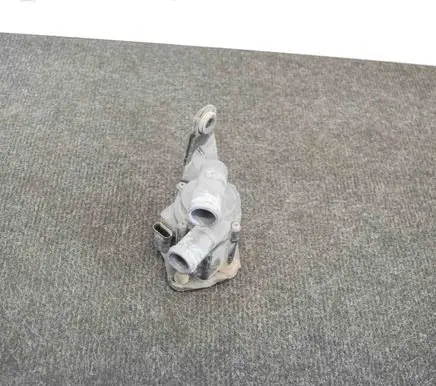 BMW 5 F10 F11 Electric auxiliary coolant/water pump 9230235