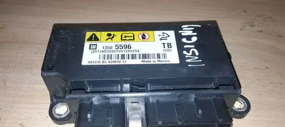 Opel Insignia A Airbag control unit/module 13505596