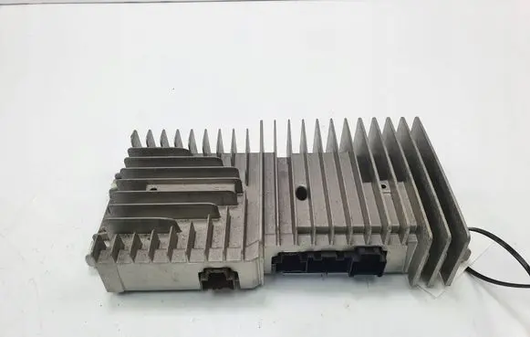Cadillac Escalade Sound amplifier 15937320 BOSE