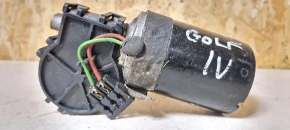 Volkswagen Golf IV Wiper motor 1j1955113