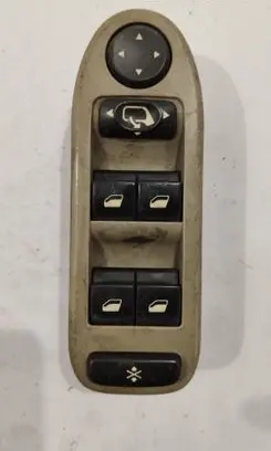 Citroen C5 Electric window control switch 96332289ZW