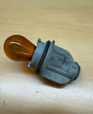 Audi A4 S4 B5 8D Headlight/headlamp bulb PY21W