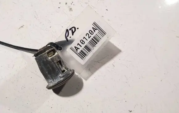 Citroen Xsara Picasso Front door lock (next to the handle) 