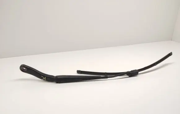 Front wiper blade arm