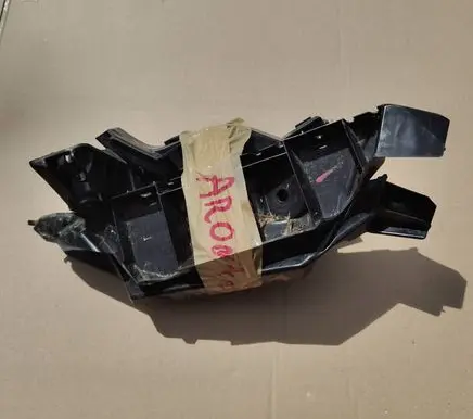 Seat Arona Rear bumper mounting bracket 6F9807993B 42356SG4