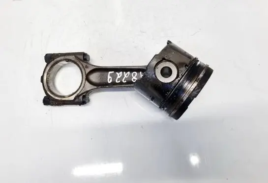 Peugeot Partner Piston with connecting rod