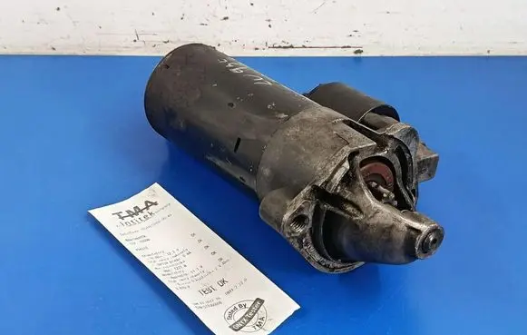 Volkswagen PASSAT B5.5 Starter motor 068911024G