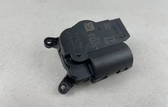 Volkswagen T-Roc Air flap motor/actuator 2Q0907511G