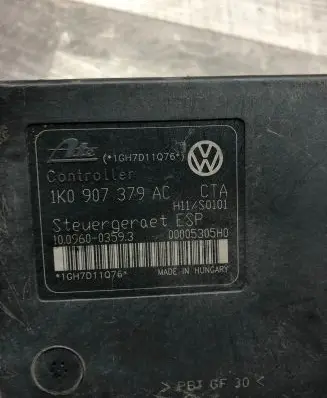 Volkswagen Touran I ABS Pump 0614517AE 02060240
