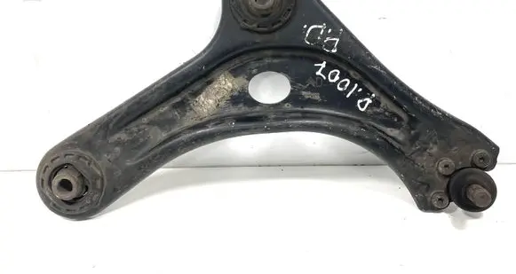 Peugeot 1007 Front lower control arm/wishbone